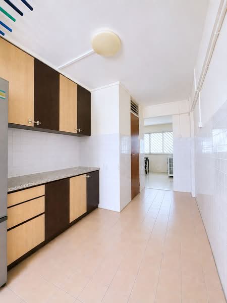 721 Yishun Street 71, 721 Yishun Street 71, 3 Bedrooms, 904 sqft, HDB Flat For Sale, by Yvonne Koh, 500237415 - PropertyGuru.com.sg