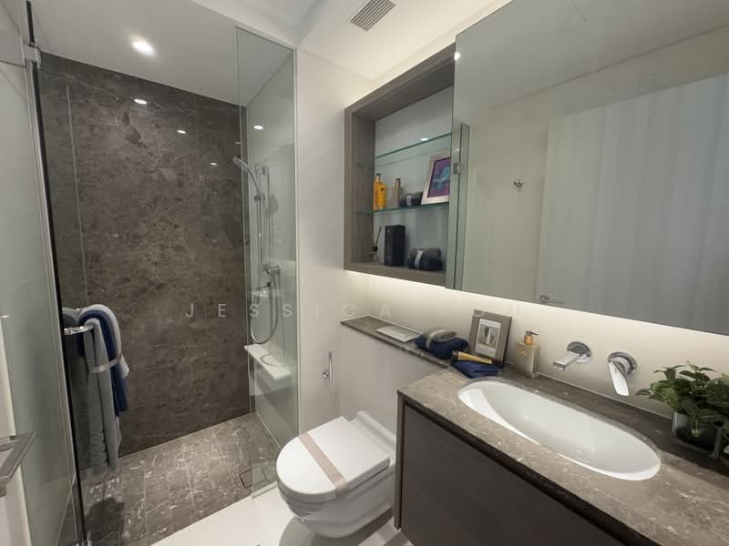 Up@Robertson Quay, 92 Robertson Quay, 2 Bedrooms, 1,044 sqft, Condominium For Sale, by Jessica Loh, 500237428 - Bathroom - PropertyGuru.com.sg