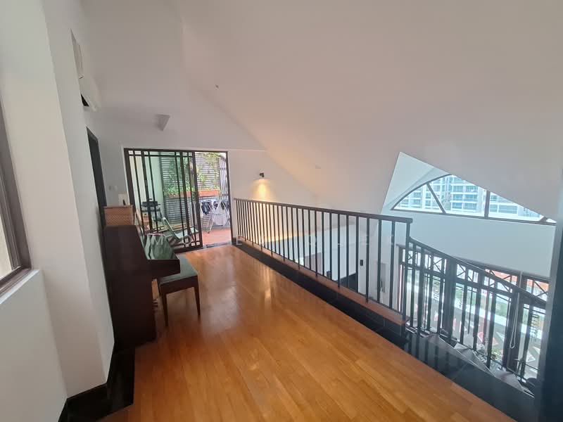 Gambier Court, 60 Kim Yam Road, 4 Bedrooms, 2,530 sqft, Apartment For Sale, by Moses Quek, 500237439 - Corridor - PropertyGuru.com.sg