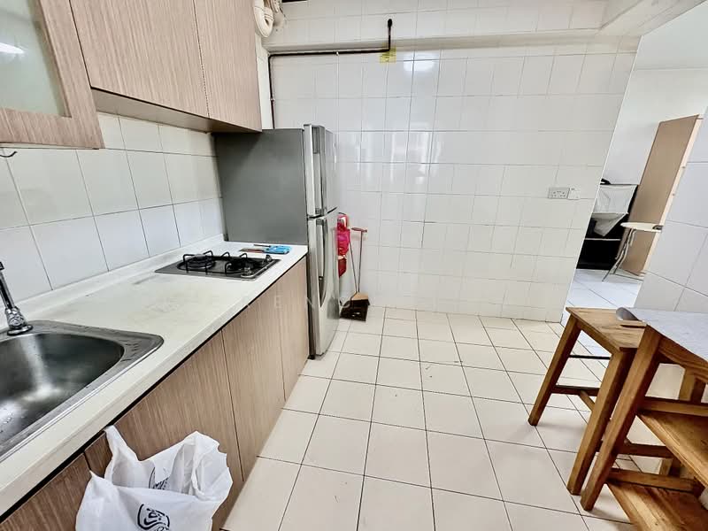 445A Fernvale Road, 445A Fernvale Road, 2 Bedrooms, 732 sqft, HDB Flat For Rent, by Terence Tan, 500237445 - Kitchen - PropertyGuru.com.sg