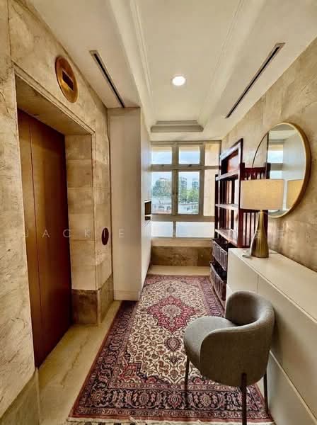 Chelsea Gardens, Walshe Road, 4 Bedrooms, 1,956 sqft, Condominium For Sale, by Jackie Tan 陳筱薇, 500237448 - Private Lift Foyer - PropertyGuru.com.sg