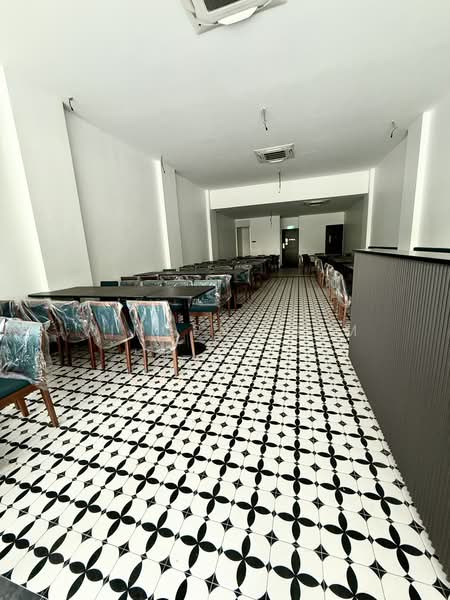Brand New Restaurant for rent, Yio Chu Kang, Hougang / Punggol / Sengkang, 1,345 sqft, Shop / Shophouse For Rent, by Vincent Lim, 500237452 - Interior - CommercialGuru.com.sg