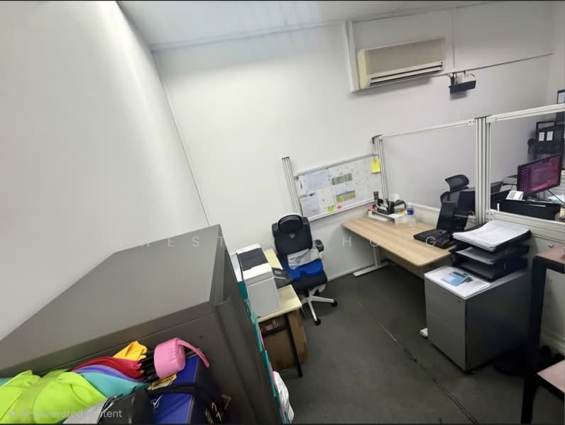 Ubi Techpark, 10 Ubi Crescent, 1,679 sqft, Light Industrial (B1) For Sale, by Chester Chong, 500237457 - Study - CommercialGuru.com.sg