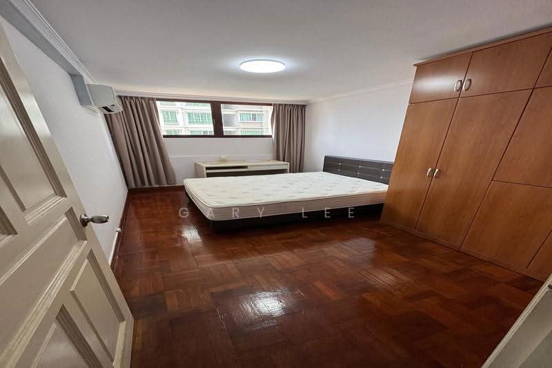 Birmingham Mansions, 130 Thomson Road, Newton / Novena, Room Rental, 200 sqft, Apartment For Rent, by Gary Lee, 500237458 - Bedroom - PropertyGuru.com.sg