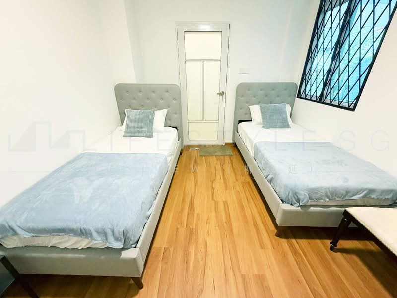 Serangoon Garden Estate, Cooling Close, 2 Bedrooms, 800 sqft, Terraced House For Rent, by Joe Liew (柳政延), 500237459 - PropertyGuru.com.sg