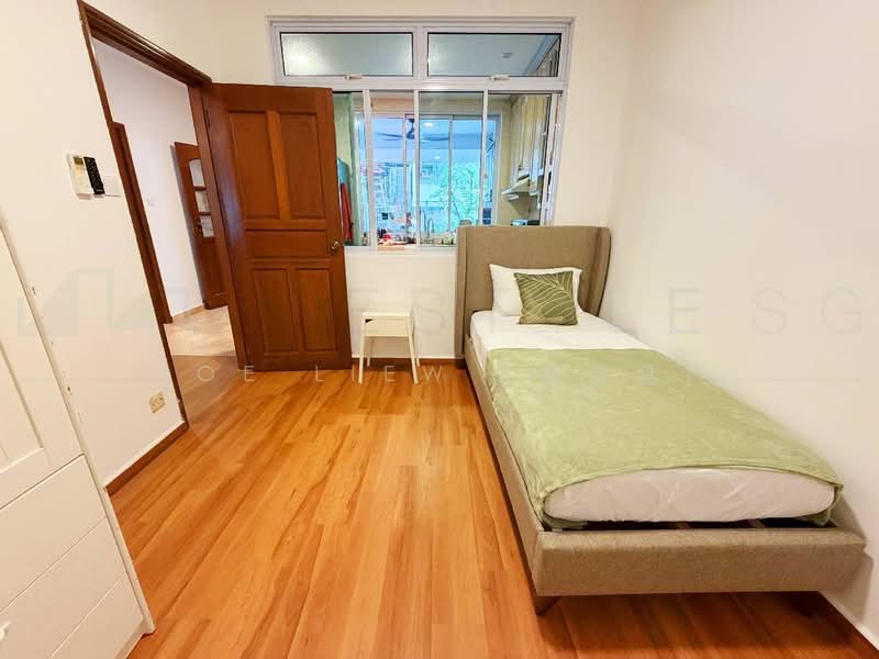 Serangoon Garden Estate, Cooling Close, 2 Bedrooms, 800 sqft, Terraced House For Rent, by Joe Liew (柳政延), 500237459 - PropertyGuru.com.sg