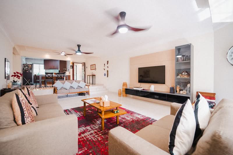 Ivory Heights, Jurong East Street 13, 3 Bedrooms, 1,668 sqft, Condominium For Sale, by Edmond Tan, 500237462 - Living Room - PropertyGuru.com.sg