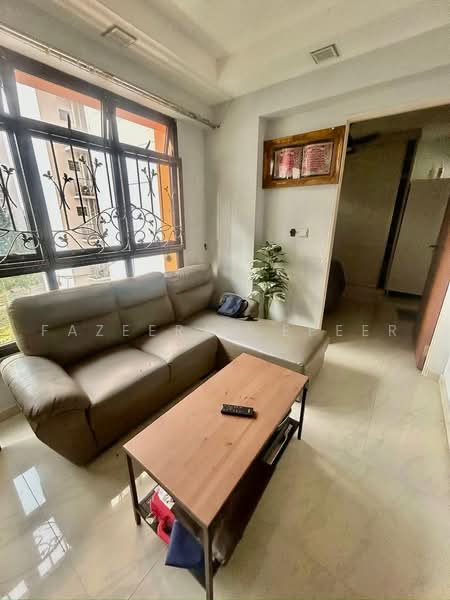 547C Segar Road, 547C Segar Road, 1 Bedroom, 506 sqft, HDB Flat For Sale, by Fazeerah Epeer, 500237470 - Living Room - PropertyGuru.com.sg