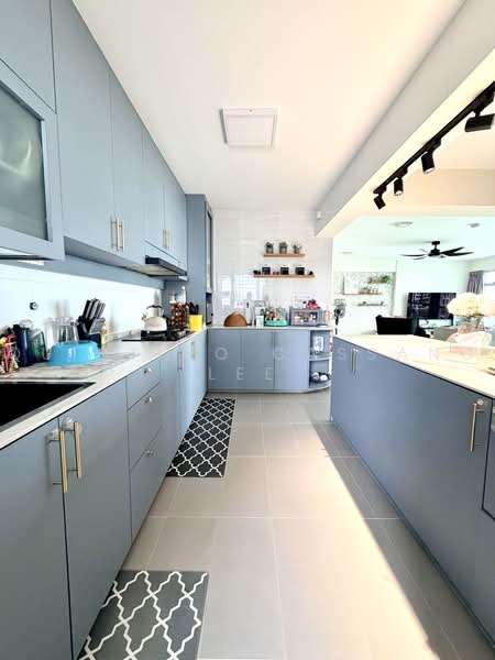 422B Northshore Drive, 422B Northshore Drive, 3 Bedrooms, 1,216 sqft, HDB Flat For Rent, by Quintino Cassano Lee, 500237477 - Kitchen - PropertyGuru.com.sg