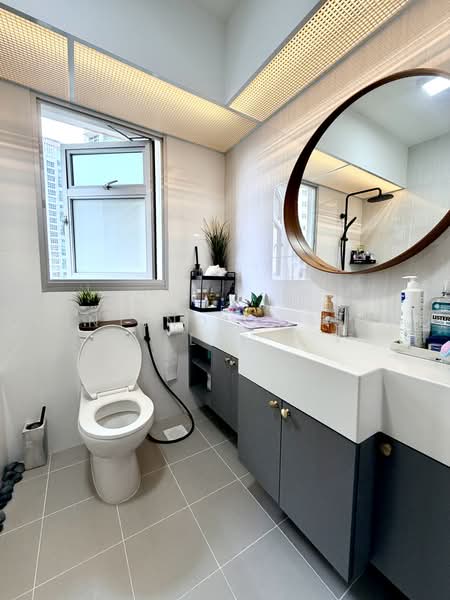 422B Northshore Drive, 422B Northshore Drive, 3 Bedrooms, 1,216 sqft, HDB Flat For Rent, by Quintino Cassano Lee, 500237477 - Bathroom - PropertyGuru.com.sg
