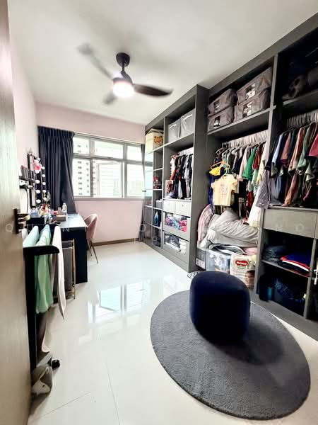 422B Northshore Drive, 422B Northshore Drive, 3 Bedrooms, 1,216 sqft, HDB Flat For Rent, by Quintino Cassano Lee, 500237477 - Bedroom - PropertyGuru.com.sg