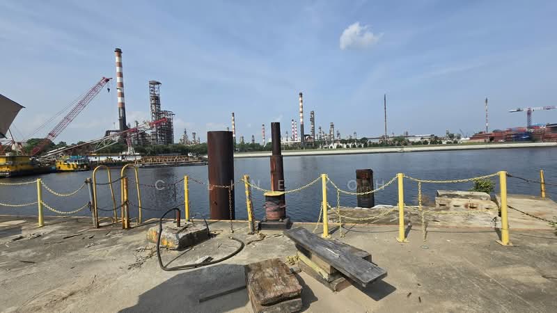 Benoi Gul Tuas Waterfront Joo Koon Shipping Shipyard, Benoi Gul Tuas Waterfront Joo Koon Shipping, Boon Lay / Jurong / Tuas, 80,000 sqft, Factory / Workshop (B2) For Rent, by Celine Koh, 500237486 - Exterior - CommercialGuru.com.sg