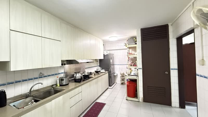 139 Bishan Street 12, 139 Bishan Street 12, Ang Mo Kio / Bishan / Thomson, 3 Bedrooms, 1,280 sqft, HDB Flat For Sale, by Sk Mani, 500237494 - Kitchen - PropertyGuru.com.sg