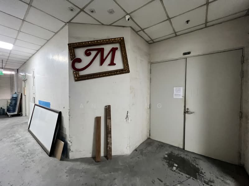 Pantech Business Hub, 192 Pandan Loop, Buona Vista / West Coast / Clementi New Town, 3,391 sqft, Factory / Workshop (B2) For Sale, by Angie Ng, 500237500 - Corridor - CommercialGuru.com.sg