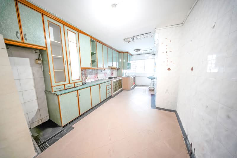 808 Tampines Avenue 4, 808 Tampines Avenue 4, 2 Bedrooms, 786 sqft, HDB Flat For Sale, by Kelvin Phua, 500237509 - Kitchen & Dining Area - PropertyGuru.com.sg