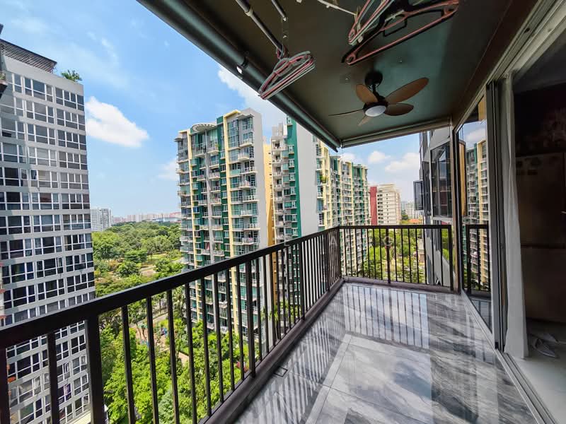 Austville Residences, 11 Sengkang East Avenue, 4 Bedrooms, 1,227 sqft, Executive Condominium For Sale, by Roxine Ang, 500237515 - Balcony - PropertyGuru.com.sg