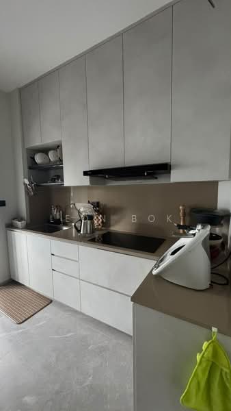 The Windsor, 1 Ontario Avenue, Room Rental, 100 sqft, Condominium For Rent, by Leon Bok, 500237519 - Kitchen - PropertyGuru.com.sg