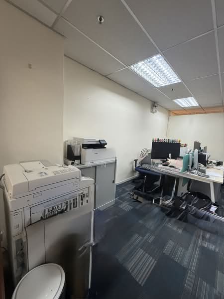 Ubi Centre, 57 Ubi Avenue 1, 1,152 sqft, Light Industrial (B1) For Rent, by Jean Lim, 500237524 - Interior - CommercialGuru.com.sg