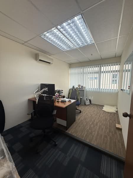Ubi Centre, 57 Ubi Avenue 1, 1,152 sqft, Light Industrial (B1) For Rent, by Jean Lim, 500237524 - Study - CommercialGuru.com.sg