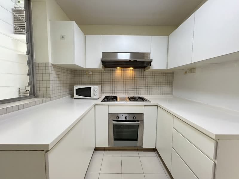 The Trumps, 1 Jalan Kembangan, 2 Bedrooms, 1,119 sqft, Condominium For Sale, by Felicia Cai, 500237527 - Kitchen - PropertyGuru.com.sg