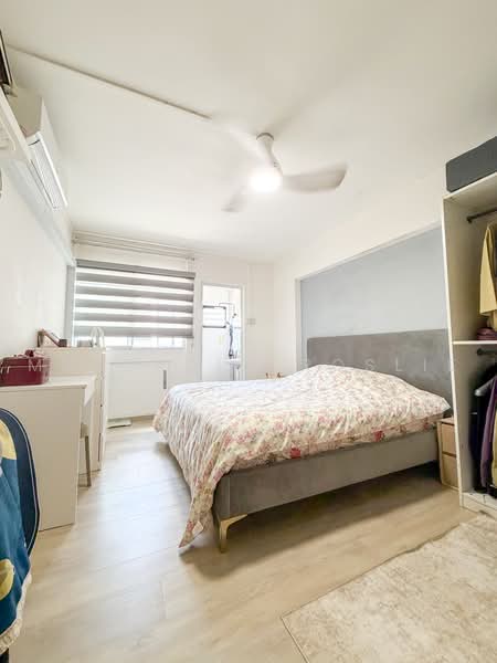 212 Tampines Street 23, 212 Tampines Street 23, 3 Bedrooms, 1,119 sqft, HDB Flat For Sale, by Mustaqim Roslie, 500237528 - Bedroom - PropertyGuru.com.sg