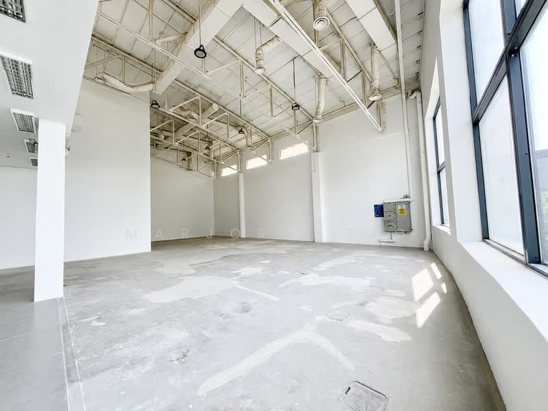 B1/B2 Clean Space 3,616sf ceiling 3.5m-8m, 3mins walk from Xilin MRT (DT36) station, Changi South, 1,400 sqft, Factory / Workshop (B2) For Rent, by Marjorie Teo, 500237529 - 8m ceiling area - CommercialGuru.com.sg