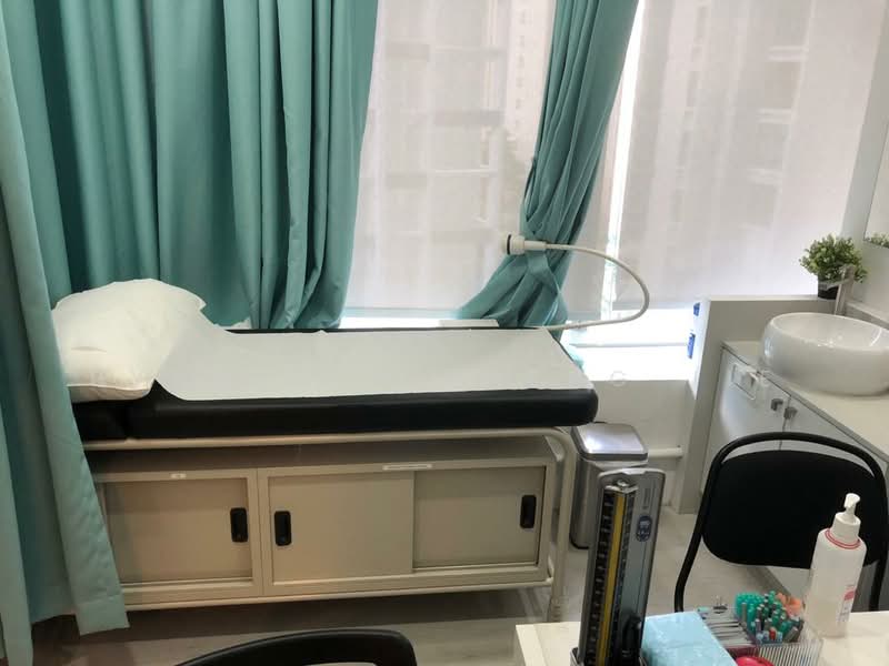 Novena Specialist Center, 8 Sinaran Drive, Newton / Novena, 700 sqft, Medical For Sale, by Ryan Tan Zheng Jie, 500237531 - Interior - CommercialGuru.com.sg
