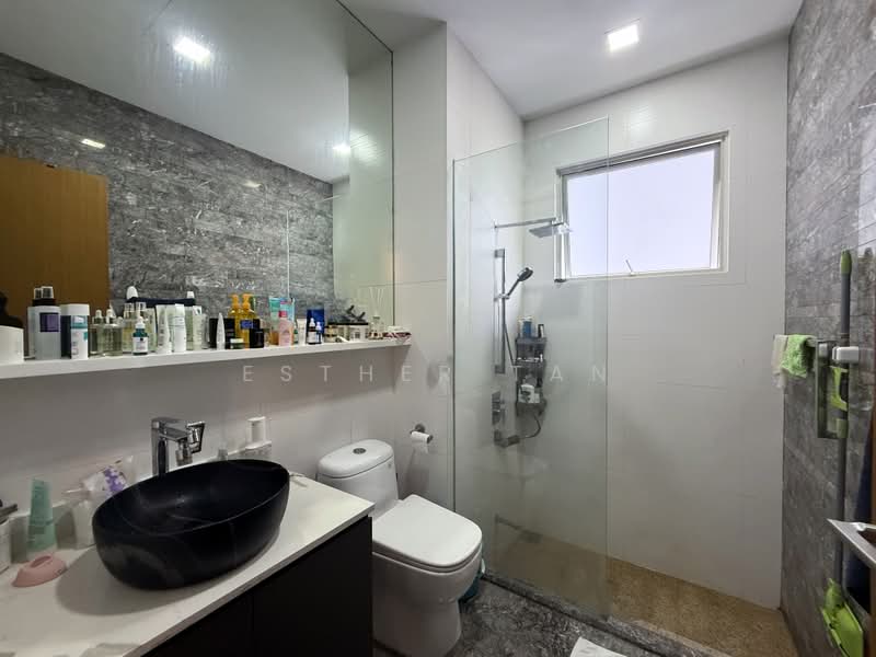 The Greenwich, 9 Seletar Road, Studio, 603 sqft, Condominium For Sale, by Esther Tan, 500237533 - Bathroom - PropertyGuru.com.sg