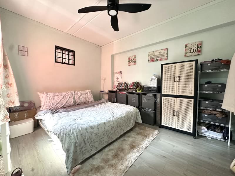 484C Choa Chu Kang Avenue 5, 484C Choa Chu Kang Avenue 5, 3 Bedrooms, 1,248 sqft, HDB Flat For Sale, by Sarah Sam, 500237547 - Bedroom - PropertyGuru.com.sg