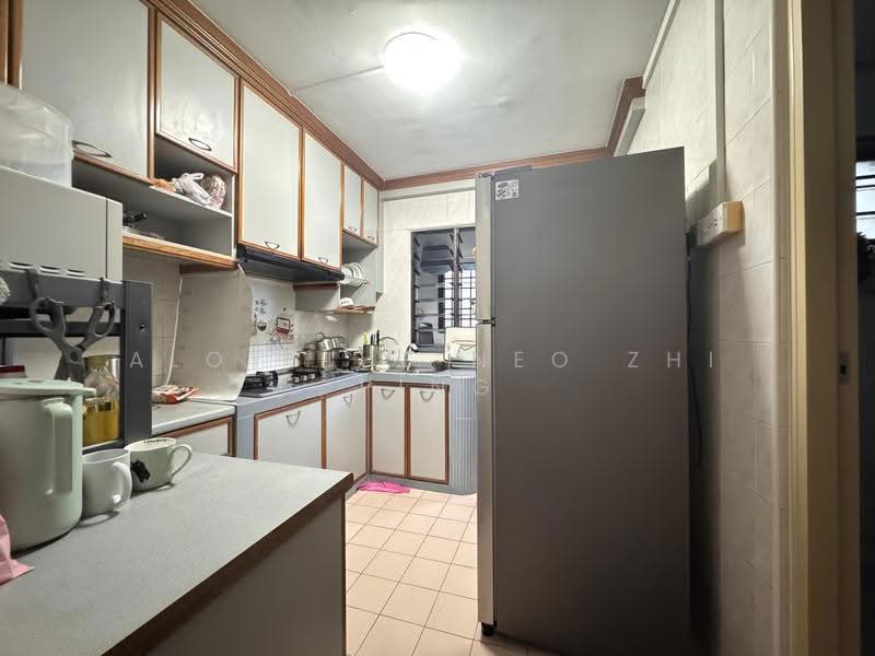 952 Hougang Avenue 9, 952 Hougang Avenue 9, Hougang / Punggol / Sengkang, 3 Bedrooms, 1,087 sqft, HDB Flat For Sale, by Aloysius Neo Zhi Ping, 500237550 - Kitchen - PropertyGuru.com.sg