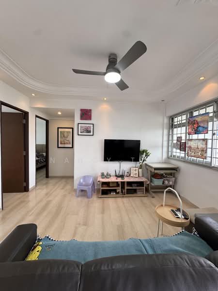 775 woodlands crescent - 4 bedroom hdb, Woodlands crescent, 3 Bedrooms, 1,001 sqft, HDB Flat For Sale, by Nancy Tan, 500237552 - Living Room - PropertyGuru.com.sg