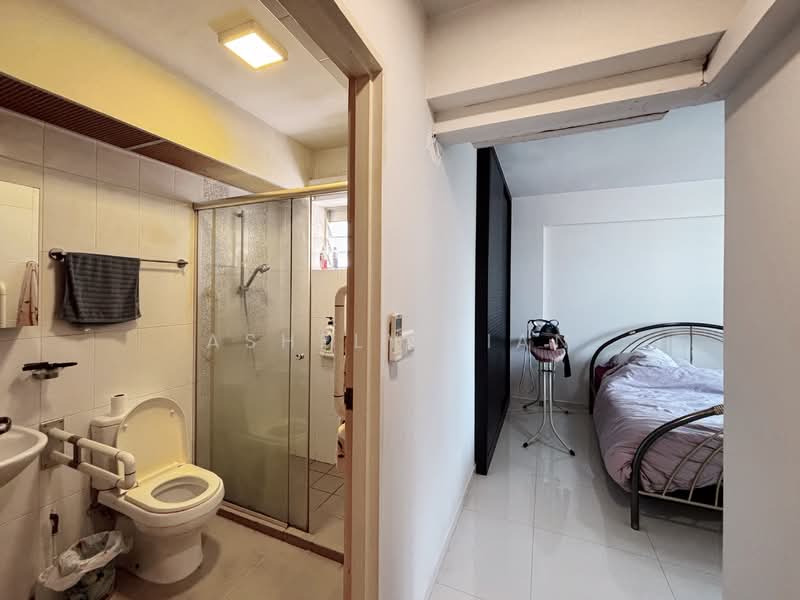 186B Fengshan GreenVille, 186B Bedok North Street 4, 3 Bedrooms, 1,001 sqft, HDB Flat For Sale, by Ashely Lian, 500237553 - Bathroom - PropertyGuru.com.sg