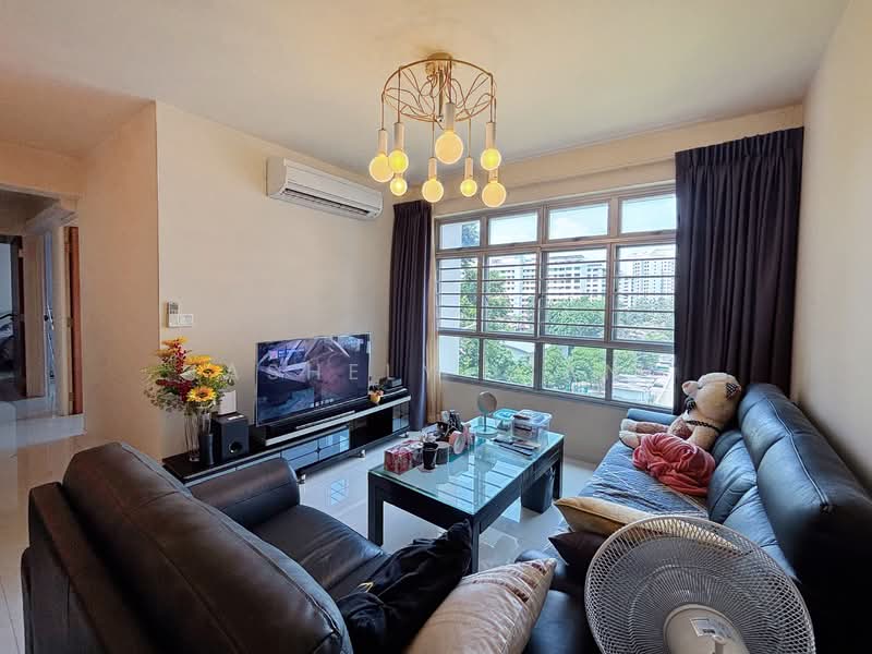 186B Fengshan GreenVille, 186B Bedok North Street 4, 3 Bedrooms, 1,001 sqft, HDB Flat For Sale, by Ashely Lian, 500237553 - Living Room - PropertyGuru.com.sg