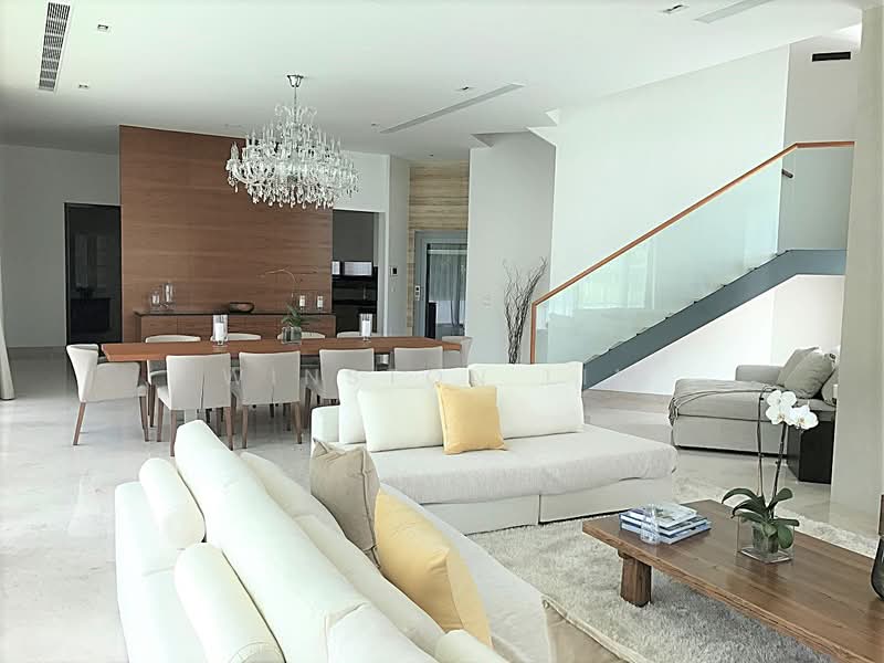 Dunearn Estate, Lornie Road/Dunearn Road/Novena/Newton, 7 Bedrooms, 9,450 sqft, Bungalow House For Rent, by Winston Lim, 500237557 - Living Room - PropertyGuru.com.sg