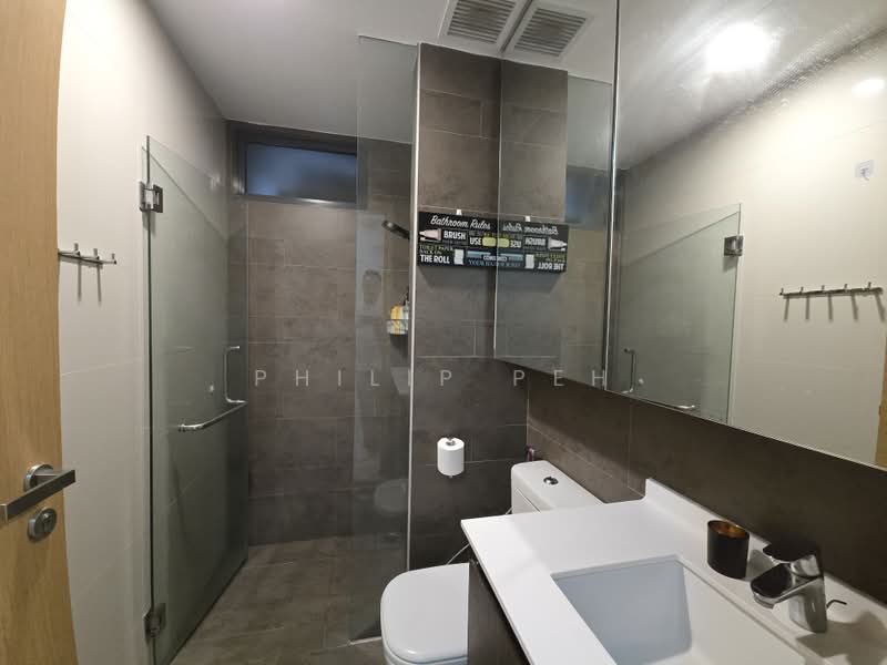 Parc Olympia, 50 Flora Drive, 3 Bedrooms, 990 sqft, Condominium For Sale, by Philip Peh, 500237563 - Bathroom - PropertyGuru.com.sg