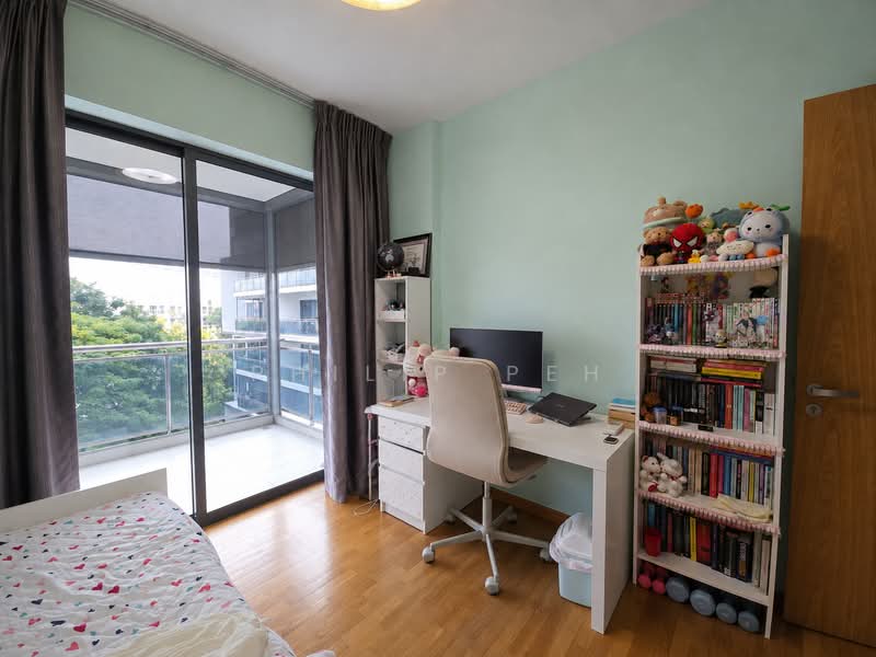Parc Olympia, 50 Flora Drive, 3 Bedrooms, 990 sqft, Condominium For Sale, by Philip Peh, 500237563 - Bedroom - PropertyGuru.com.sg