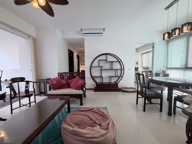 JLB Residences, Jalan Loyang Besar, 2 Bedrooms, 861 sqft, Apartment For Rent, by Tan Hui Shan, 500237565 - Living Room - PropertyGuru.com.sg