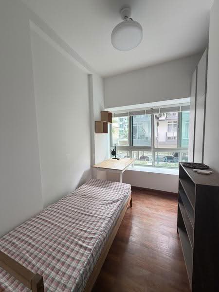 JLB Residences, Jalan Loyang Besar, Changi Airport / Changi Village, 2 Bedrooms, 861 sqft, Apartment For Rent, by Tan Hui Shan, 500237565 - Bedroom - PropertyGuru.com.sg