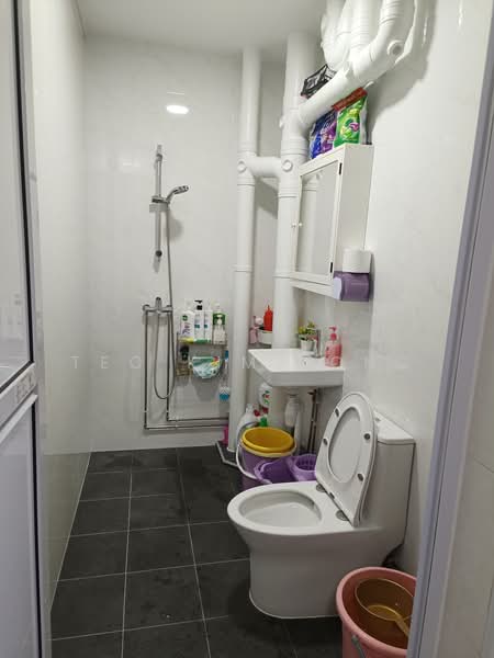 170 Gangsa Road, 170 Gangsa Road, Room Rental, 100 sqft, HDB Flat For Rent, by Teo Kim Yong, 500237567 - Bathroom - PropertyGuru.com.sg
