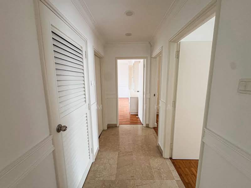 La Suisse I, 58 Swiss View, 3 Bedrooms, 2,110 sqft, Condominium For Rent, by Noam Nathan, 500237571 - Corridor - PropertyGuru.com.sg