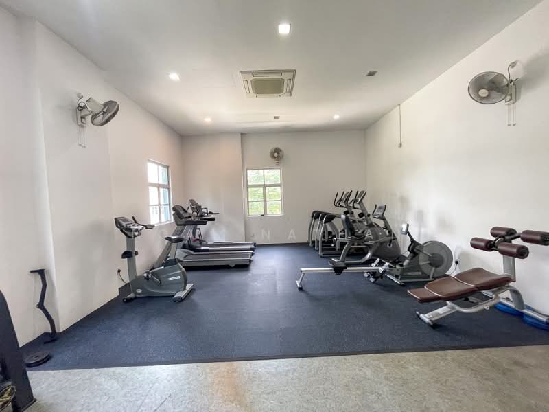 La Suisse I, 58 Swiss View, 3 Bedrooms, 2,110 sqft, Condominium For Rent, by Noam Nathan, 500237571 - Gym - PropertyGuru.com.sg