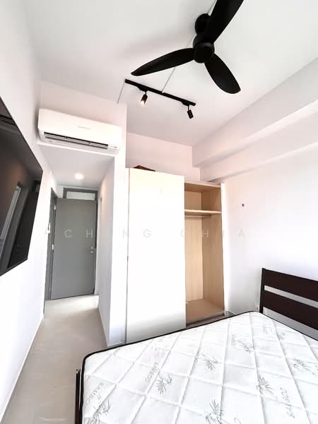 Bluwaters 2, 205 Jalan Loyang Besar, 2 Bedrooms, 872 sqft, Condominium For Sale, by Ching Chia, 500237587 - Bedroom - PropertyGuru.com.sg