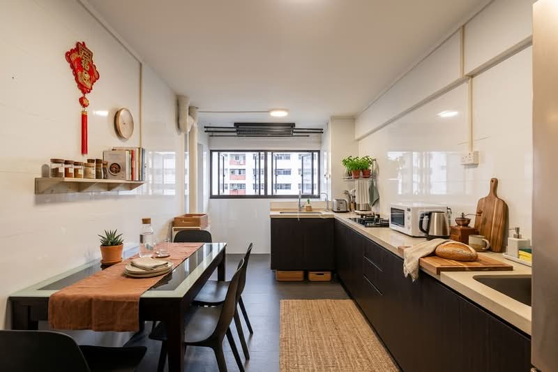 410 Commonwealth Avenue West, 410 Commonwealth Avenue West, 3 Bedrooms, 1,044 sqft, HDB Flat For Sale, by Chia Yei (CY) 佳业, 500237588 - Kitchen - PropertyGuru.com.sg