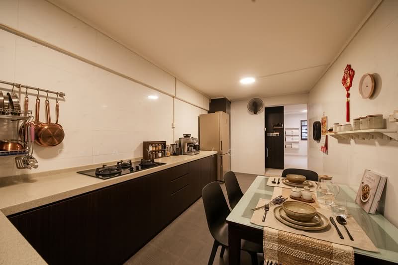 410 Commonwealth Avenue West, 410 Commonwealth Avenue West, 3 Bedrooms, 1,044 sqft, HDB Flat For Sale, by Chia Yei (CY) 佳业, 500237588 - Kitchen - PropertyGuru.com.sg