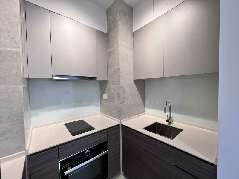 Stirling Residences, 21 Stirling Road, 2 Bedrooms, 635 sqft, Condominium For Rent, by Jesslyn Ker, 500237593 - Kitchen - PropertyGuru.com.sg
