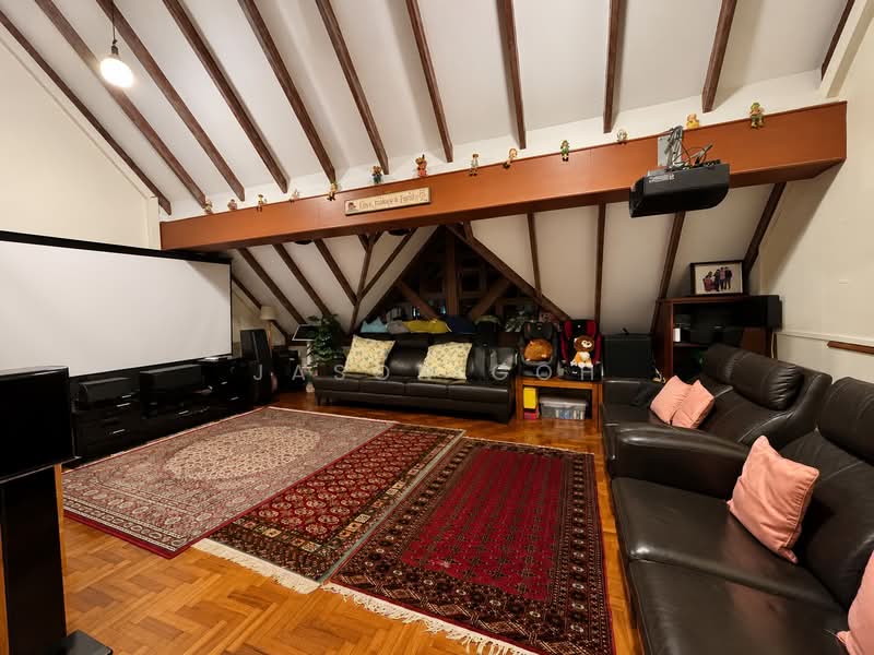 2.5 Storey Terraced House w Massive Attic @ Rosyth Road, Yio Chu Kang Road / Kovan MRT / Serangoon North MRT, 5 Bedrooms, 2,800 sqft, Terraced House For Sale, by Jason Goh, 500237602 - Attic - PropertyGuru.com.sg