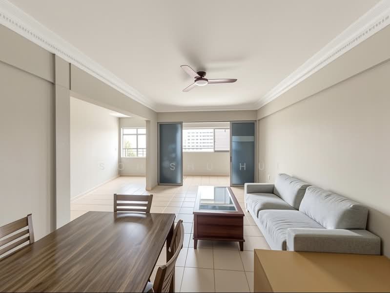 633 Woodlands Ring Road, 633 Woodlands Ring Road, 3 Bedrooms, 1,302 sqft, HDB Flat For Sale, by Soh Shu Hui, 500237603 - Living Room - PropertyGuru.com.sg