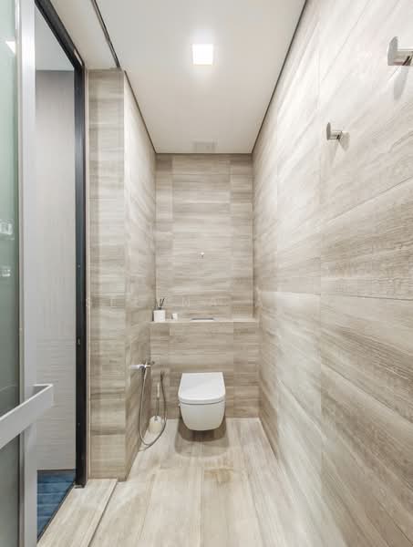 Seletar Park Residence, 21 Seletar Road, 1 Bedroom, 527 sqft, Condominium For Sale, by Selena Ang, 500237606 - Bathroom - PropertyGuru.com.sg