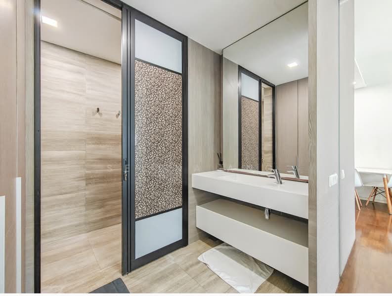 Seletar Park Residence, 21 Seletar Road, 1 Bedroom, 527 sqft, Condominium For Sale, by Selena Ang, 500237606 - Bathroom - PropertyGuru.com.sg