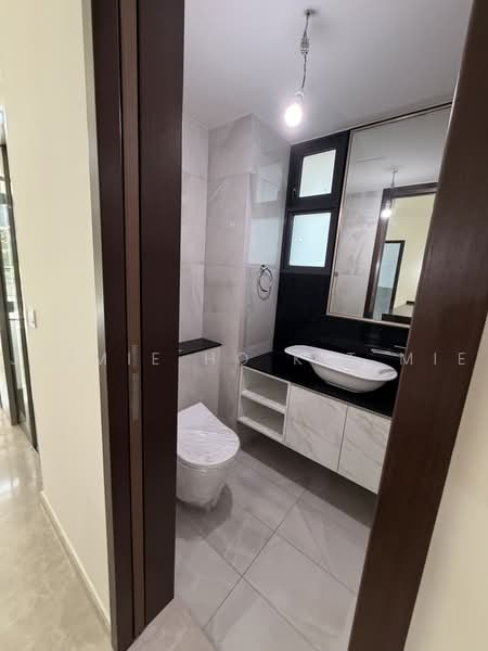 Belgravia Ace, 379 Belgravia Drive, 5 Bedrooms, 4,370 sqft, Semi-Detached House For Sale, by Jaimie Ho Kit Mie, 500237616 - Bathroom - PropertyGuru.com.sg